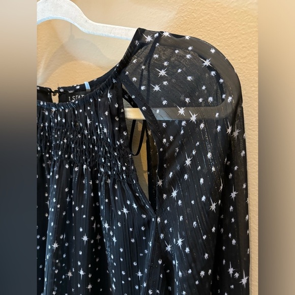 1.STATE black long sleeved starry night blouse with shoulder cut outs 🖤🖤 - Picture 4 of 7